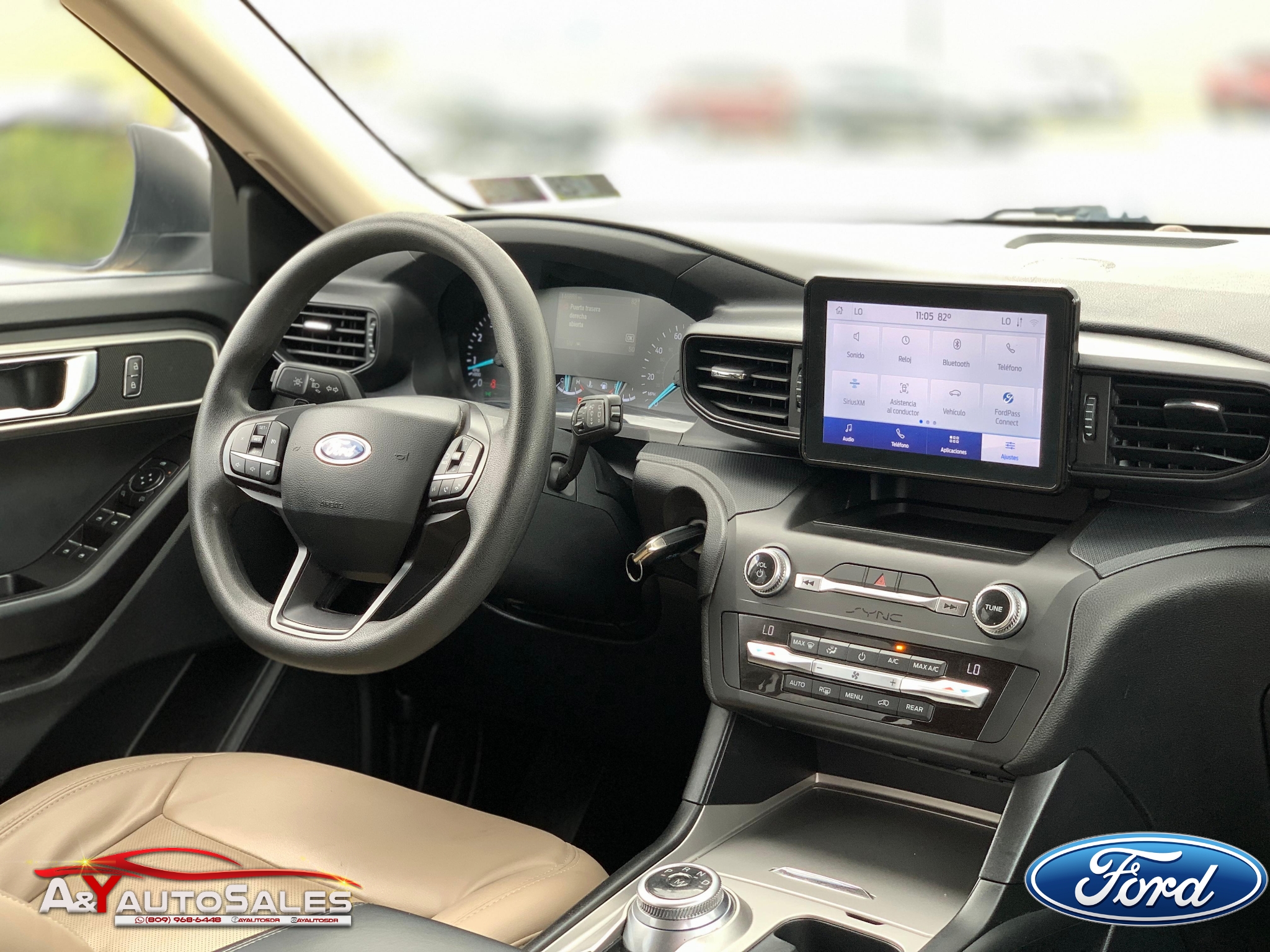 Ford Explorer XLT 2020 - Miniatura 11