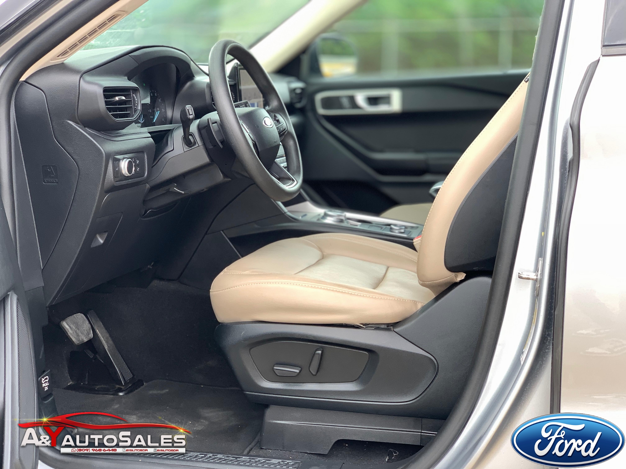 Ford Explorer XLT 2020 - Miniatura 7