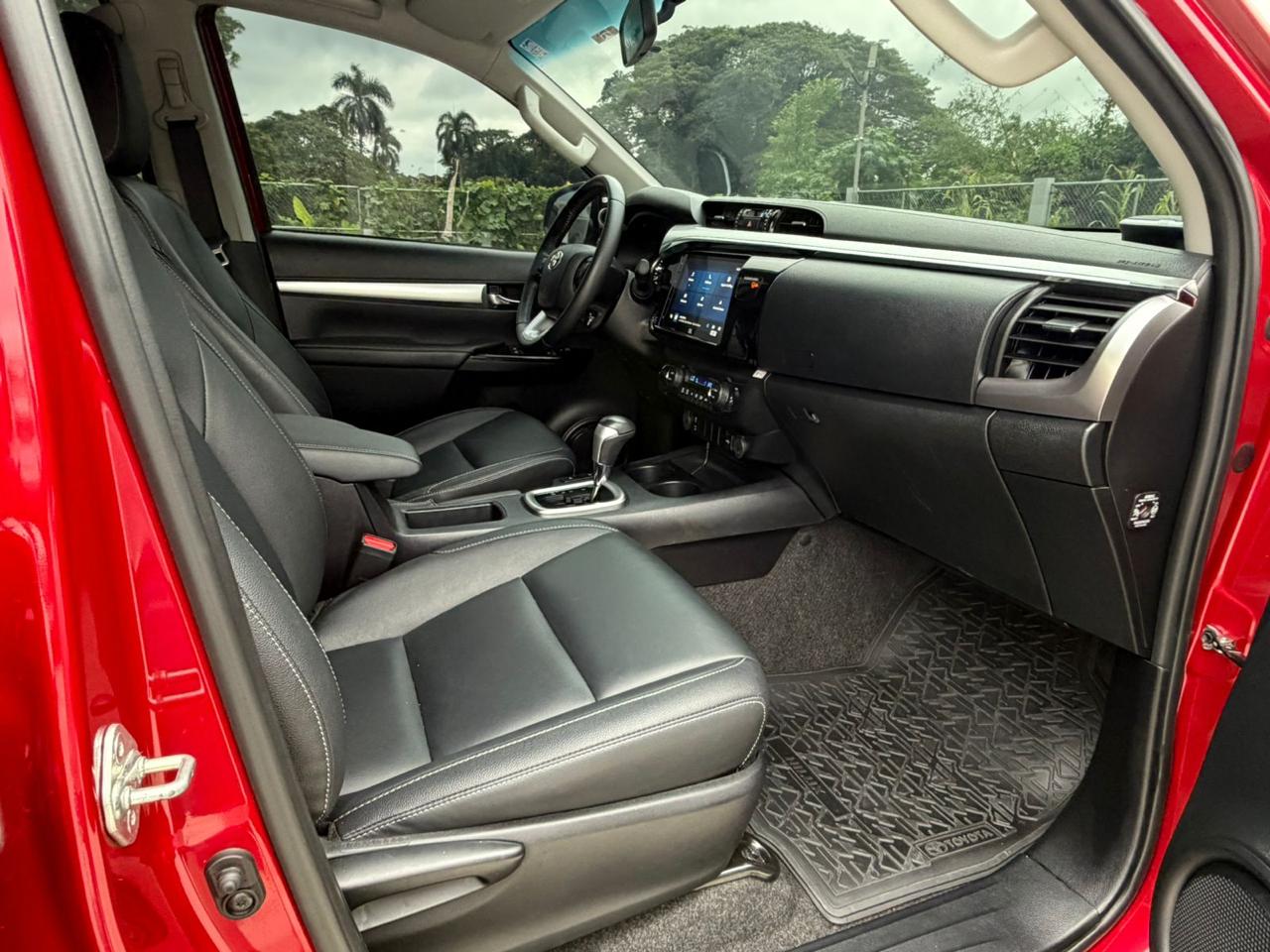 Toyota Hilux SRV 2024 - Miniatura 6