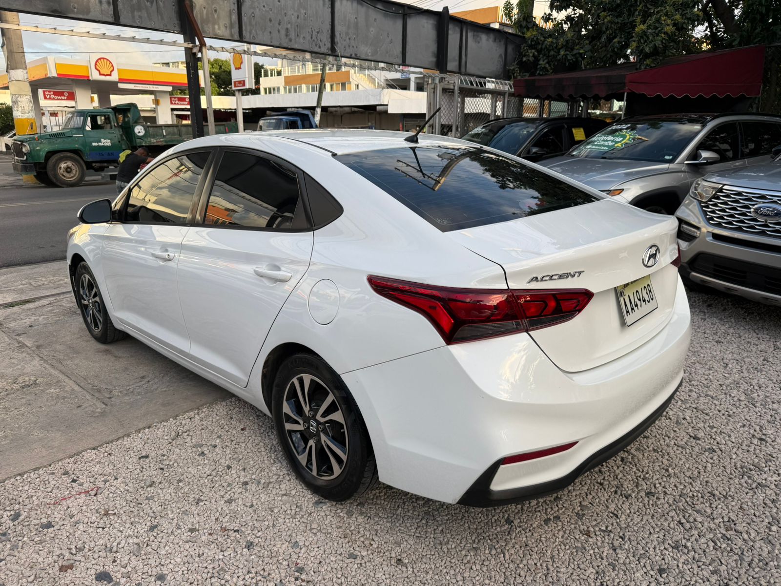 Hyundai Accent SE 2019 - Miniatura 7