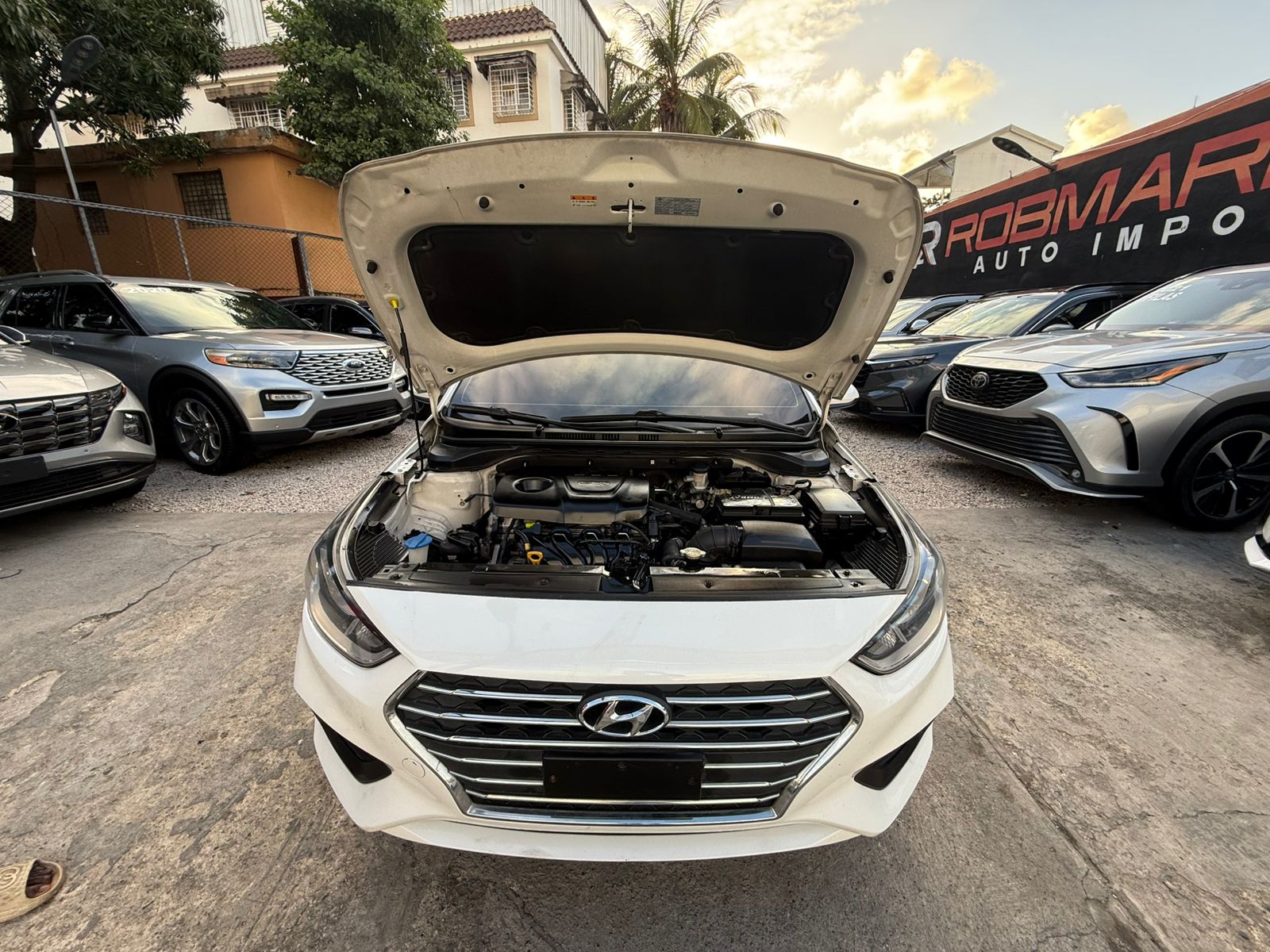 Hyundai Accent SE 2019 - Miniatura 8