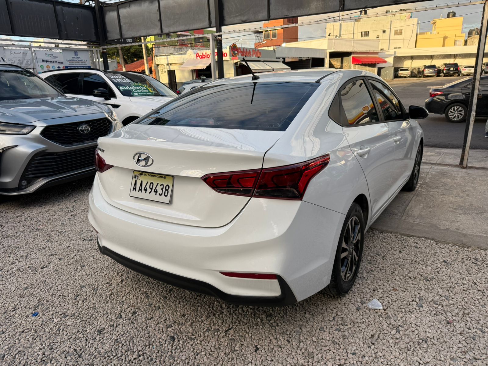 Hyundai Accent SE 2019 - Miniatura 9