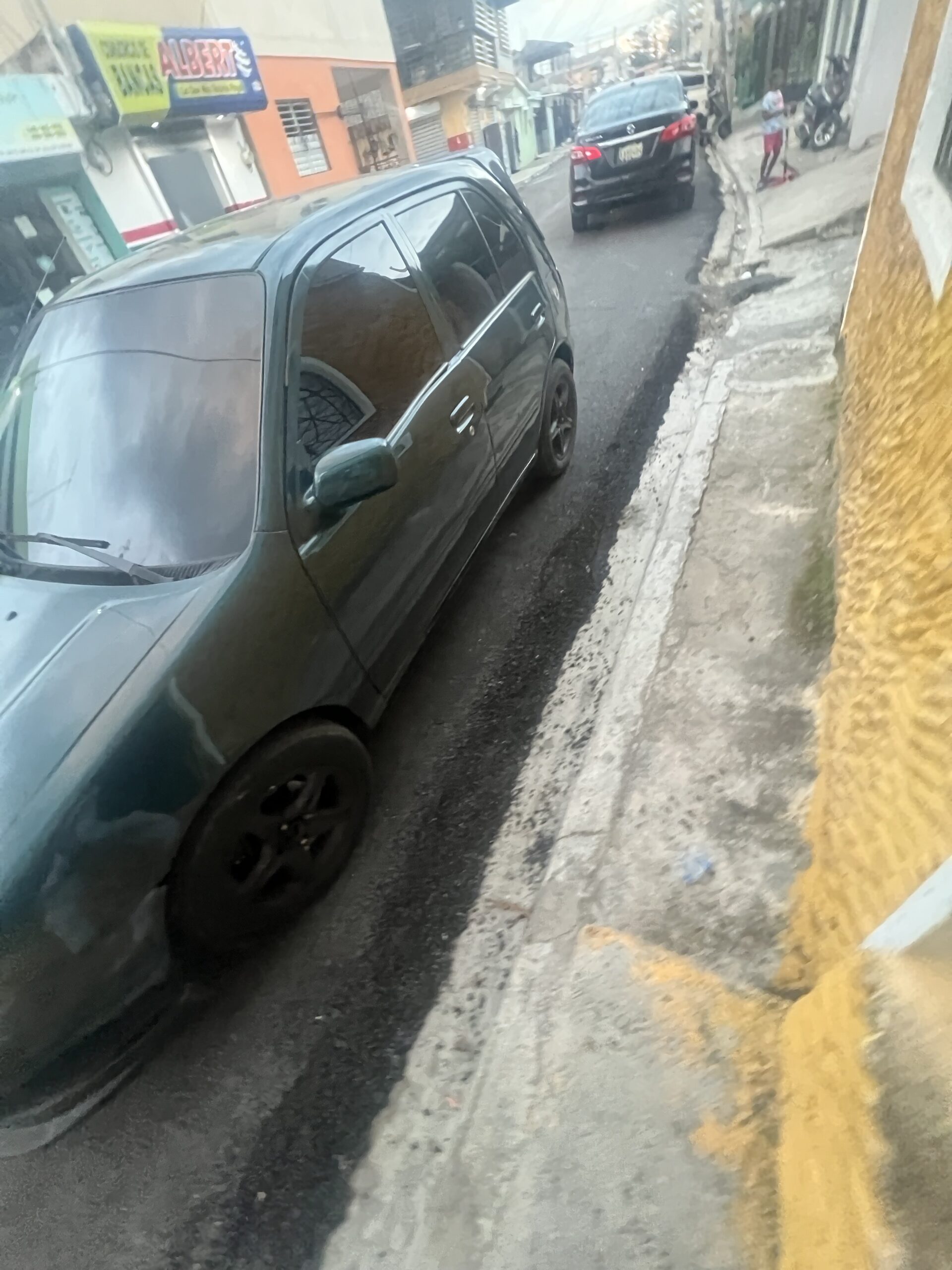 Toyota Starlet 2000 - Miniatura 6