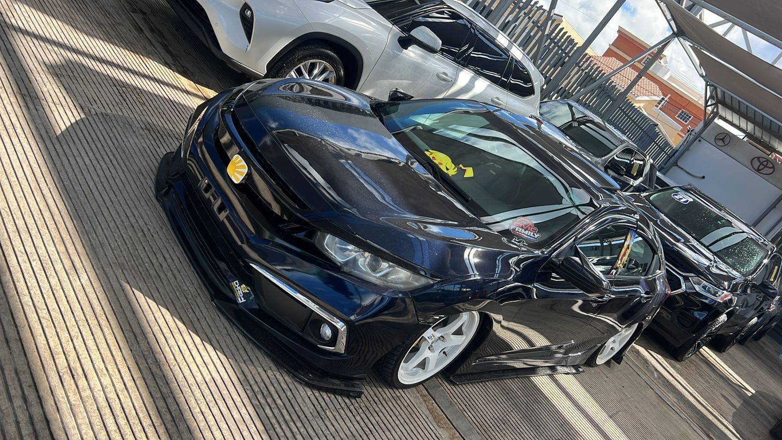 Honda Civic EX-T 2017 - Miniatura 2