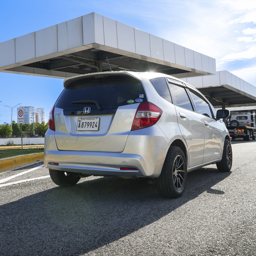 Honda Fit 2013 - Miniatura 4