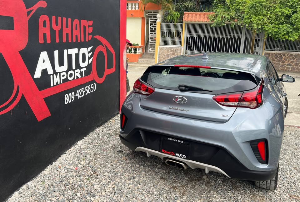 Hyundai Veloster 2019 - Miniatura 3