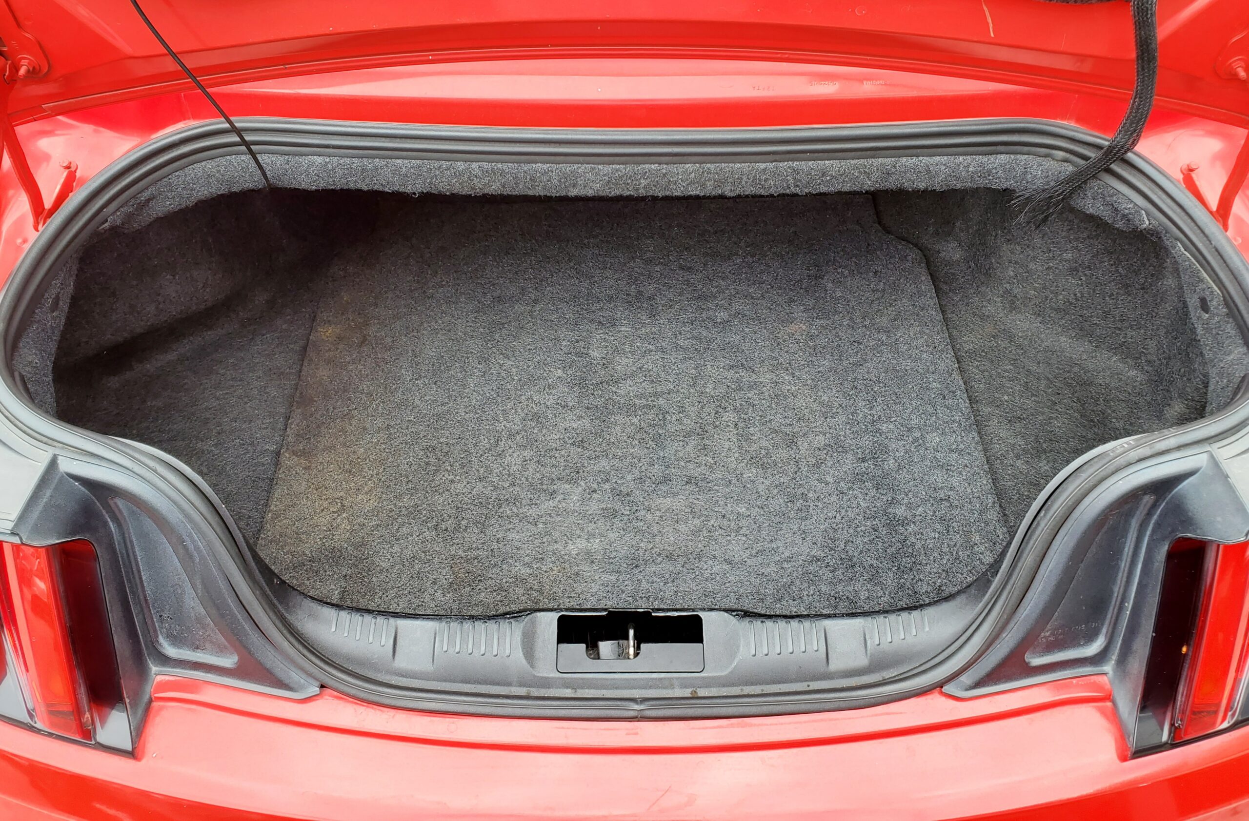 Ford Mustang 2015 - Miniatura 12