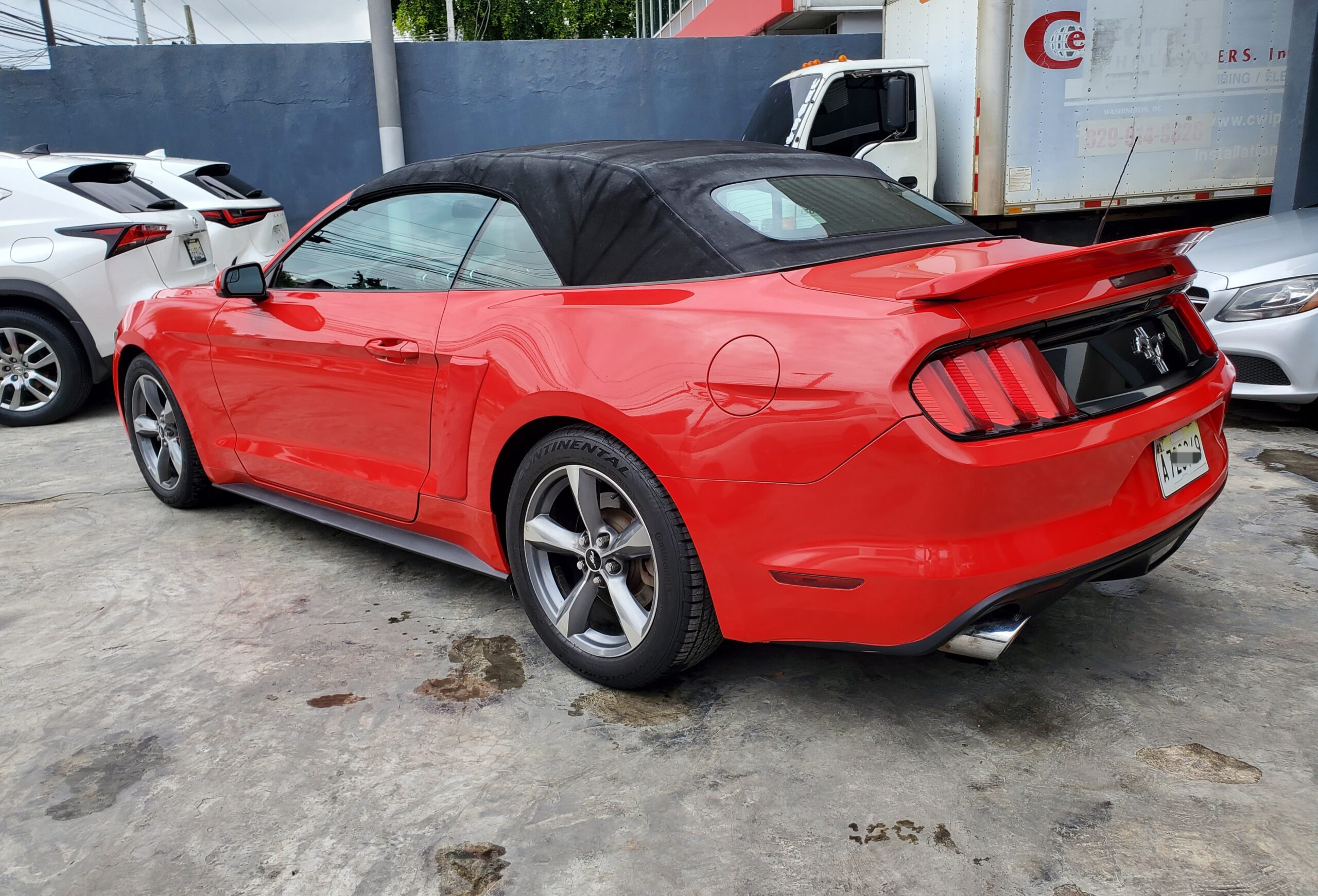 Ford Mustang 2015 - Miniatura 4
