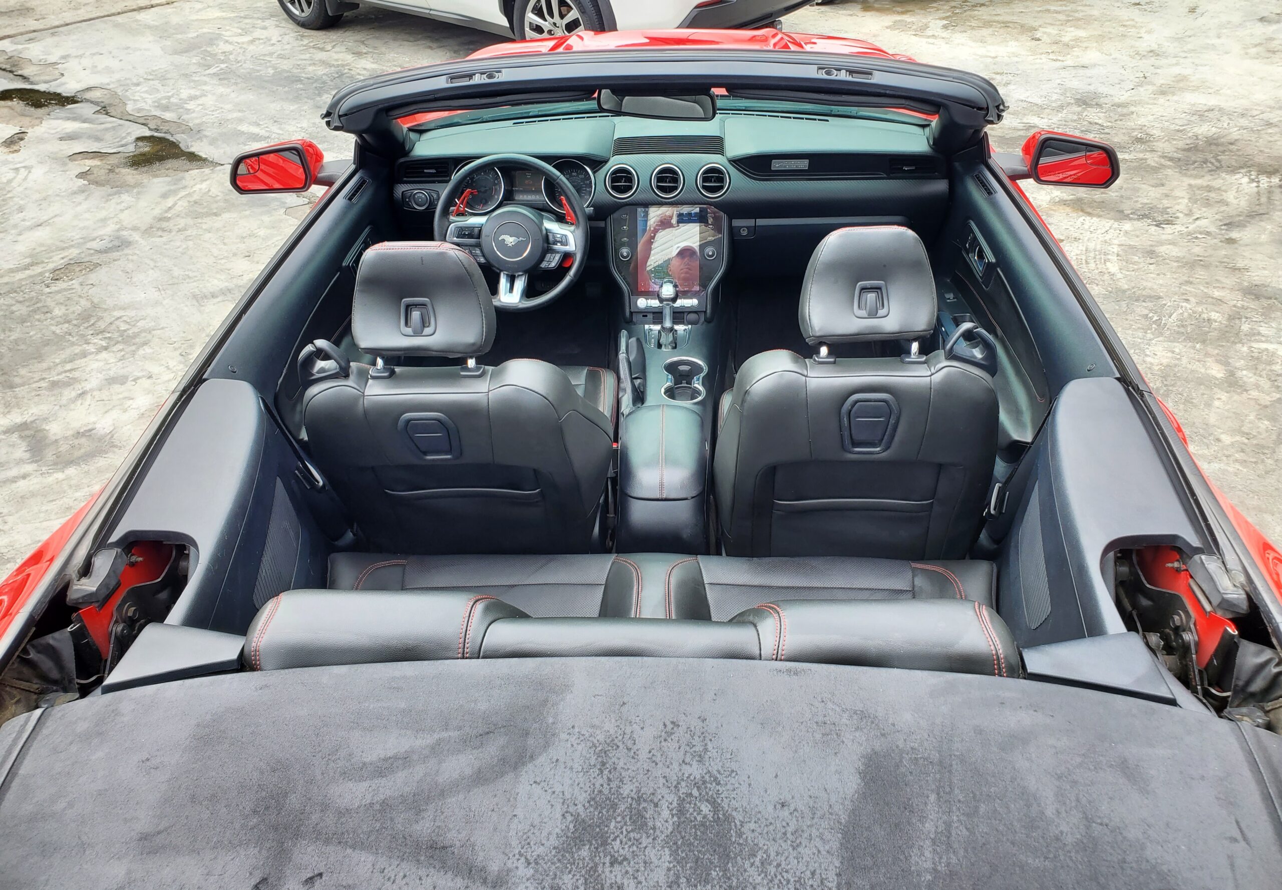 Ford Mustang 2015 - Miniatura 7