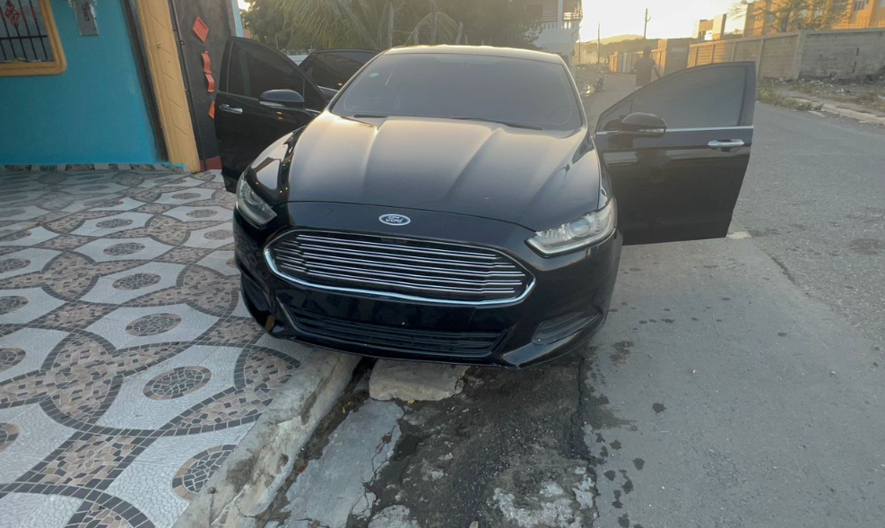 Ford Fusion 2014 - Miniatura 2