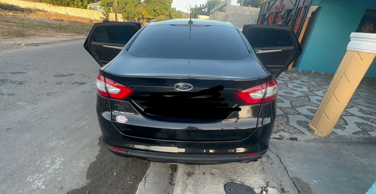 Ford Fusion 2014 - Miniatura 6