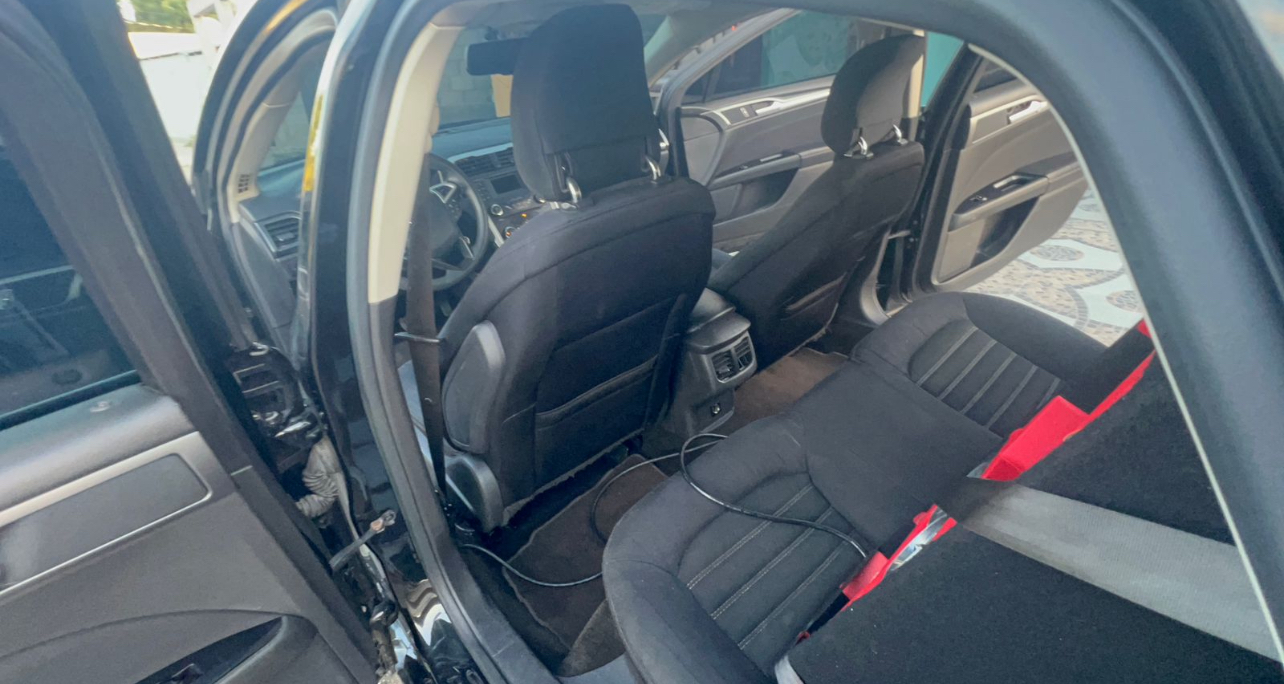 Ford Fusion 2014 - Miniatura 7