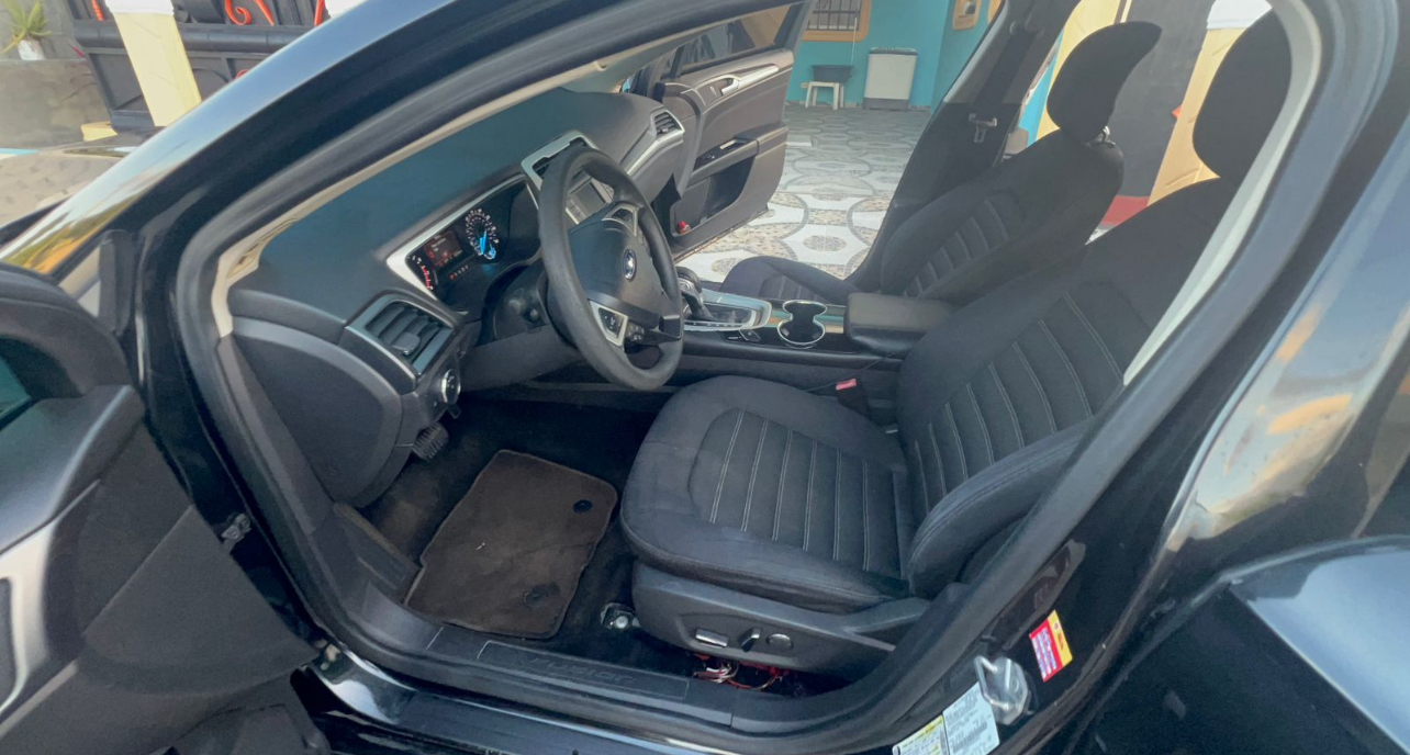 Ford Fusion 2014 - Miniatura 8