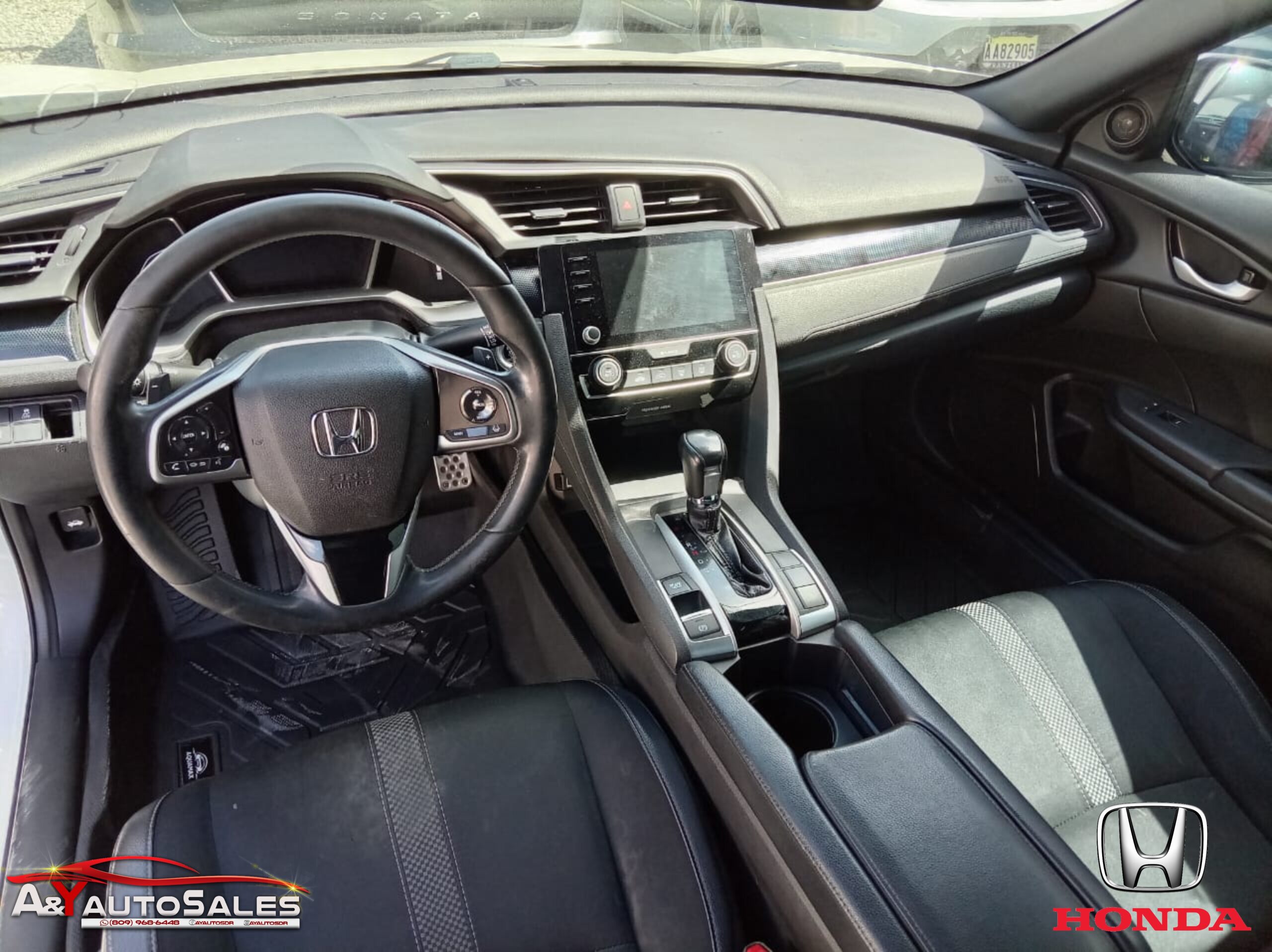 Honda Civic Sport 2020 - Miniatura 6