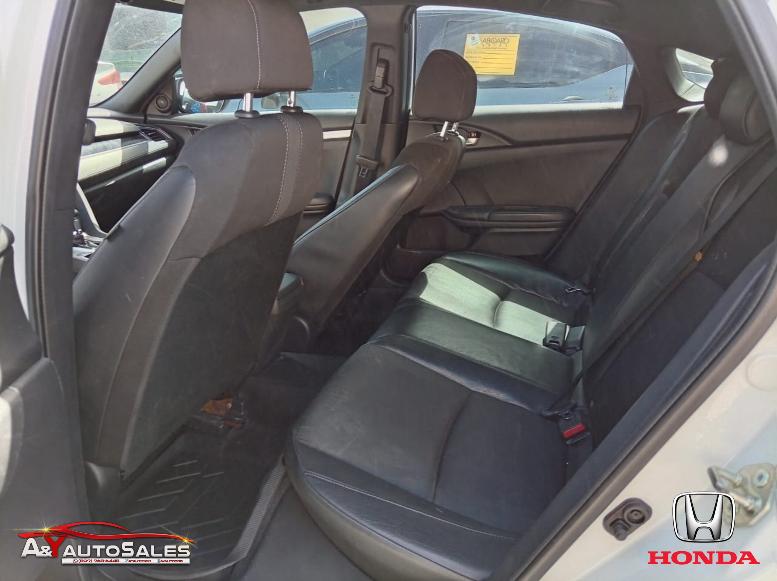 Honda Civic Sport 2020 - Miniatura 8