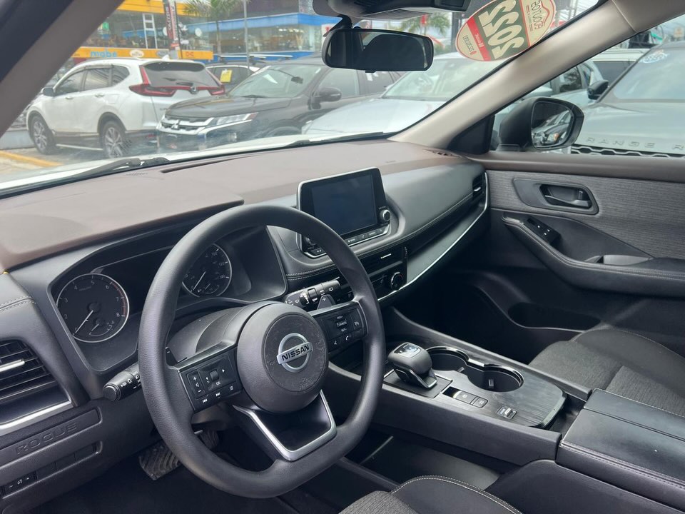Nissan Rogue Sport S 2022 - Miniatura 7