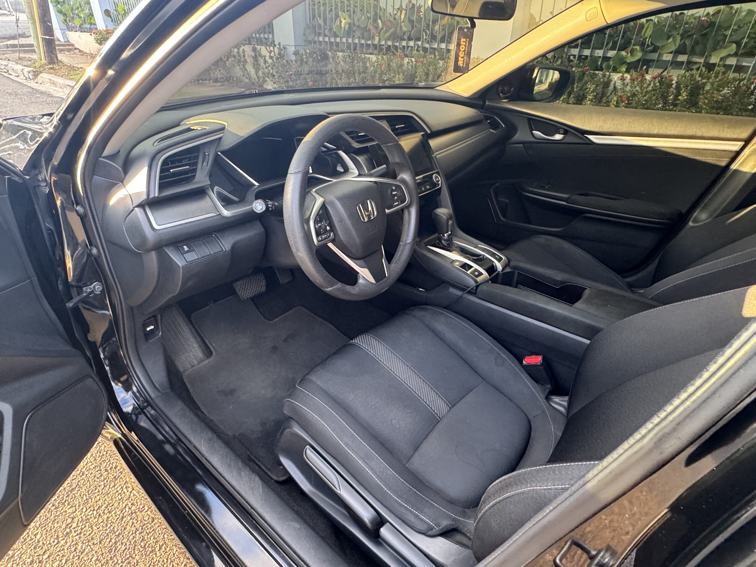 Honda Civic EX 2018 - Miniatura 6