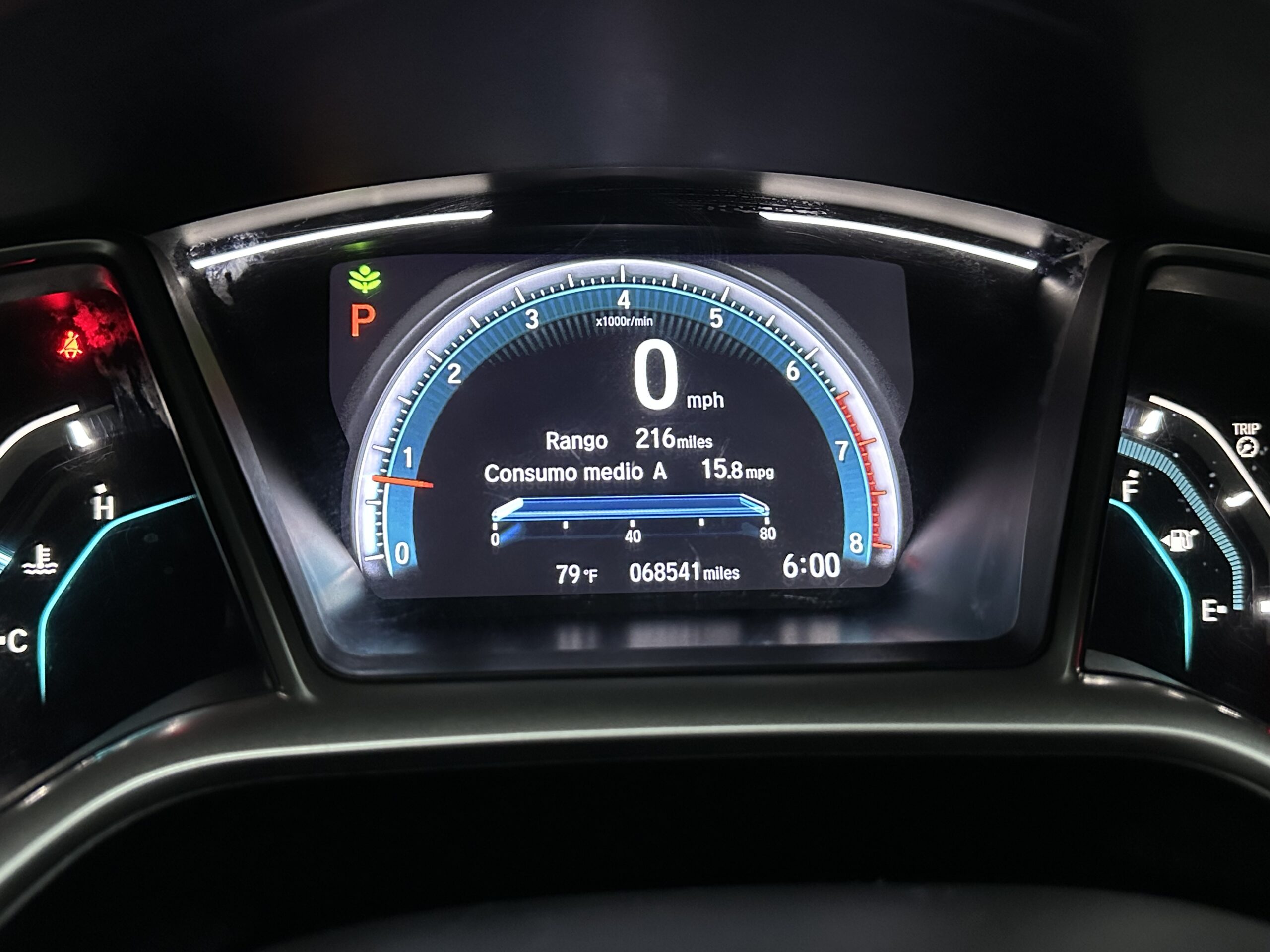 Honda Civic EX 2019 - Miniatura 13