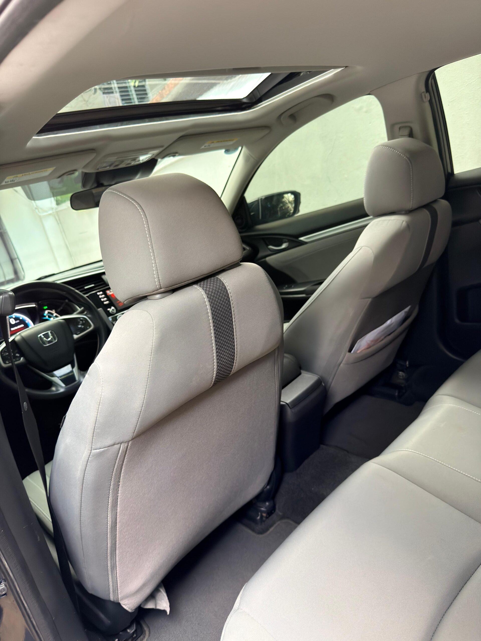 Honda Civic EX 2019 - Miniatura 10