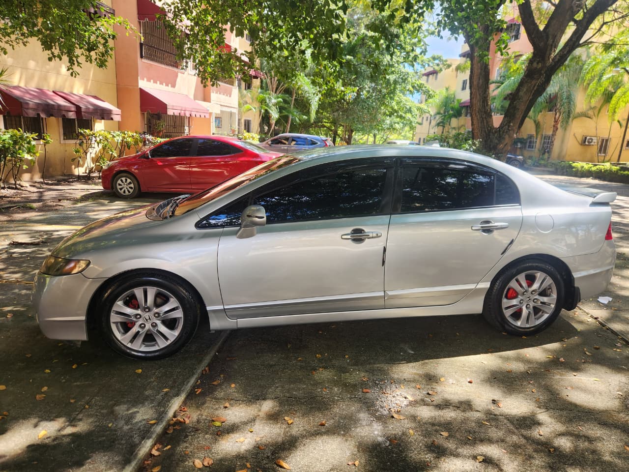 Honda Civic LX 2010 - Miniatura 5