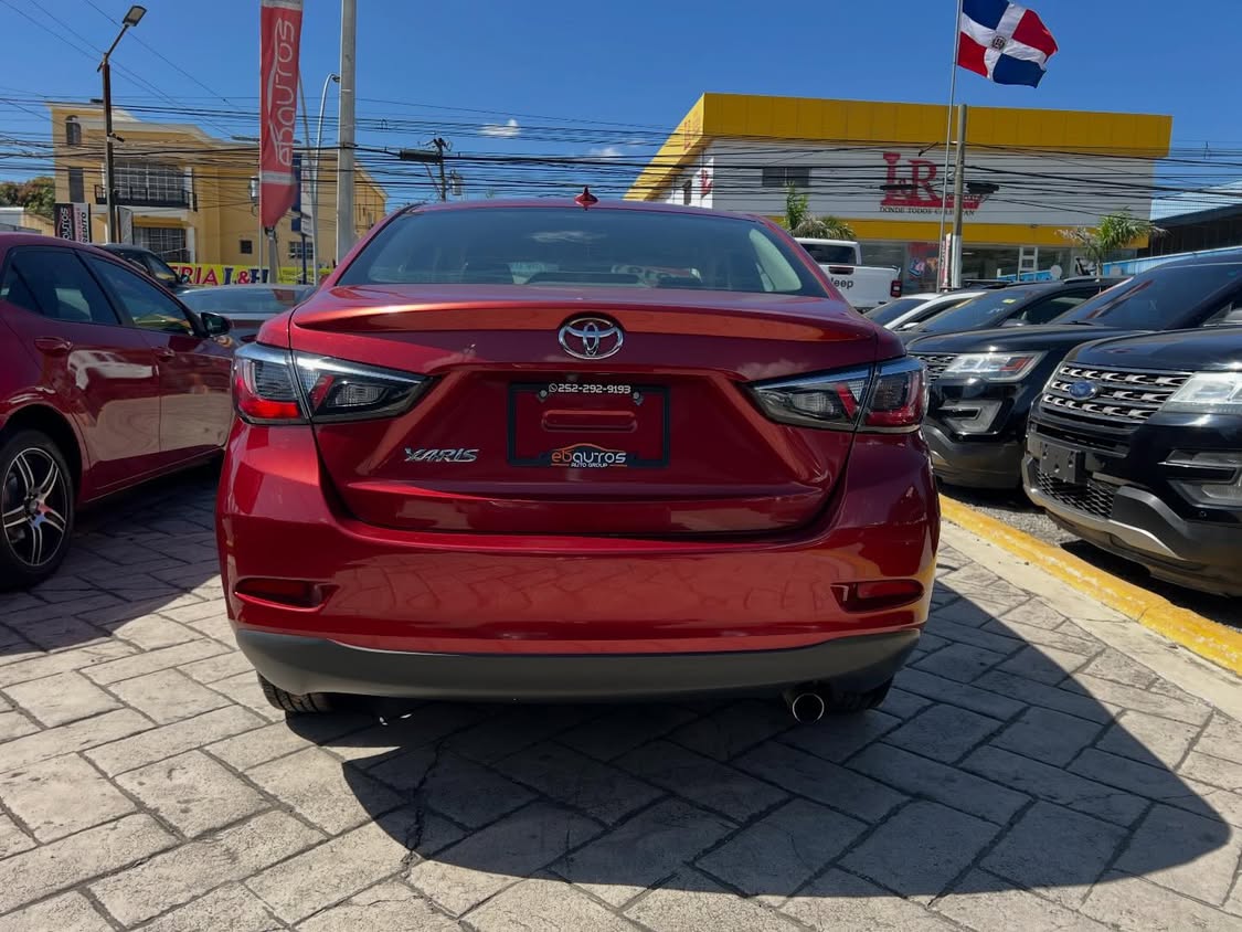 Toyota Yaris LE 2019 - Miniatura 5