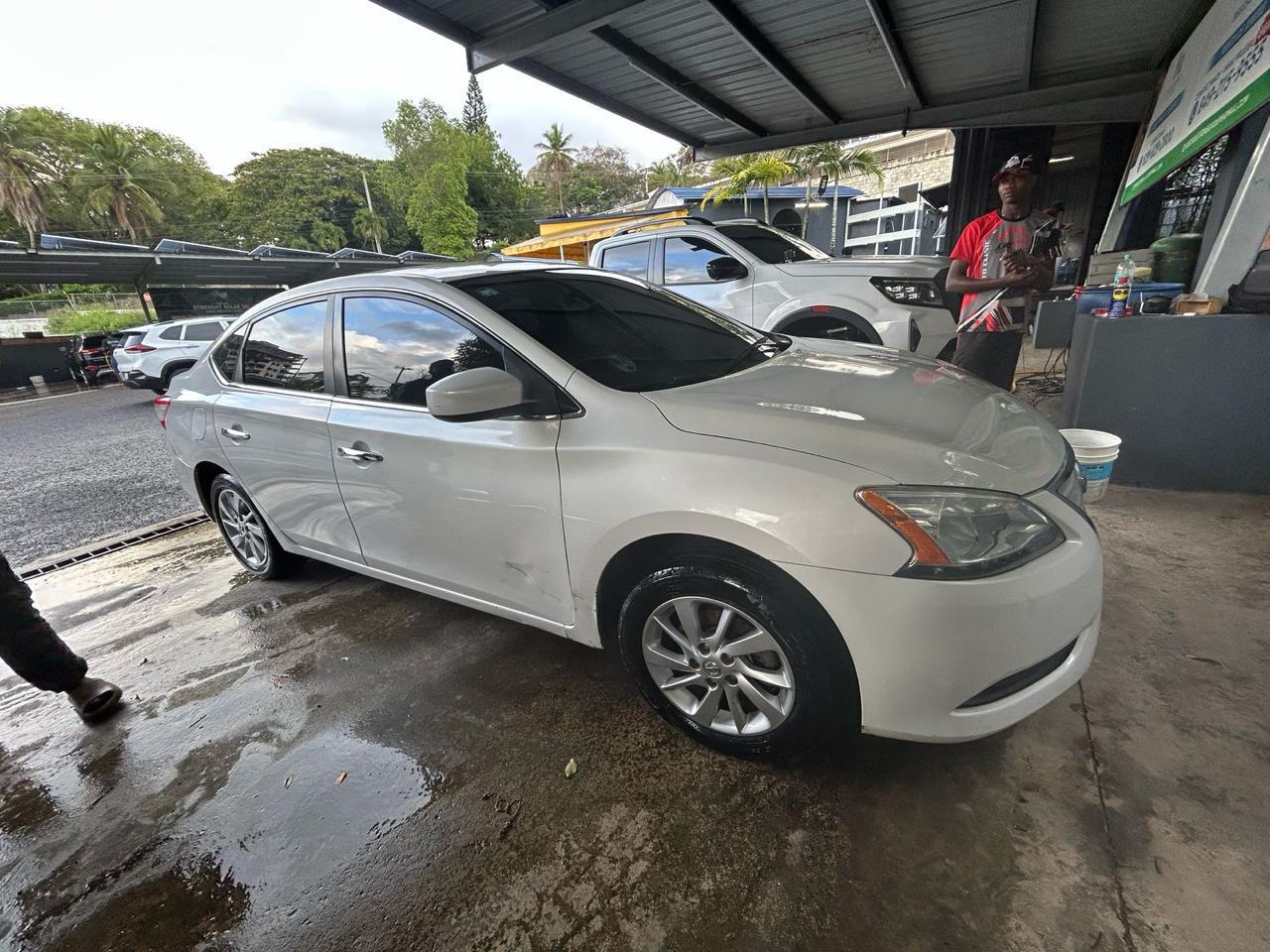 Nissan Sentra 2016 - Miniatura 7