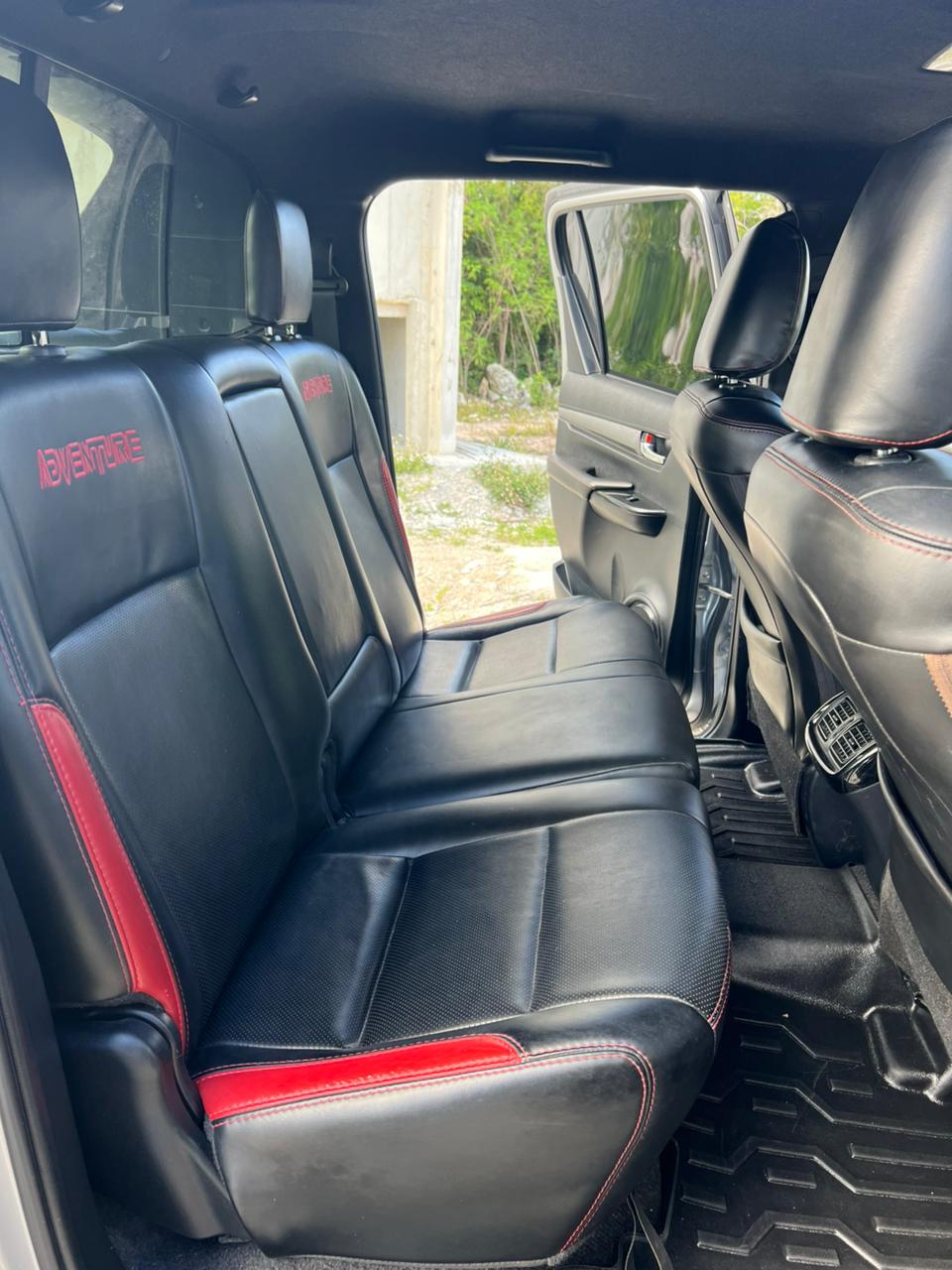 Toyota Hilux Adventure 2023 - Miniatura 14