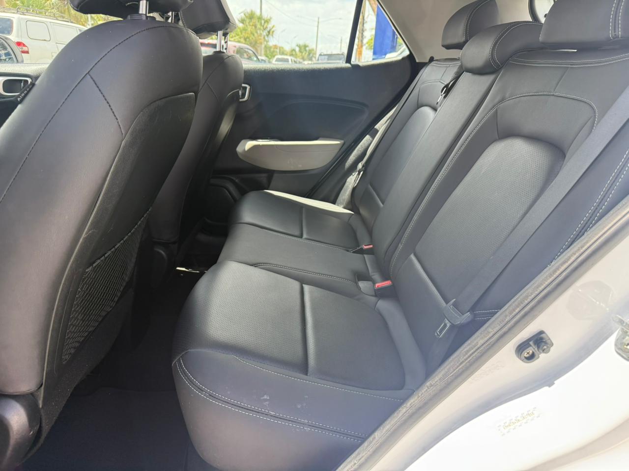 Hyundai Venue 2020 - Miniatura 8