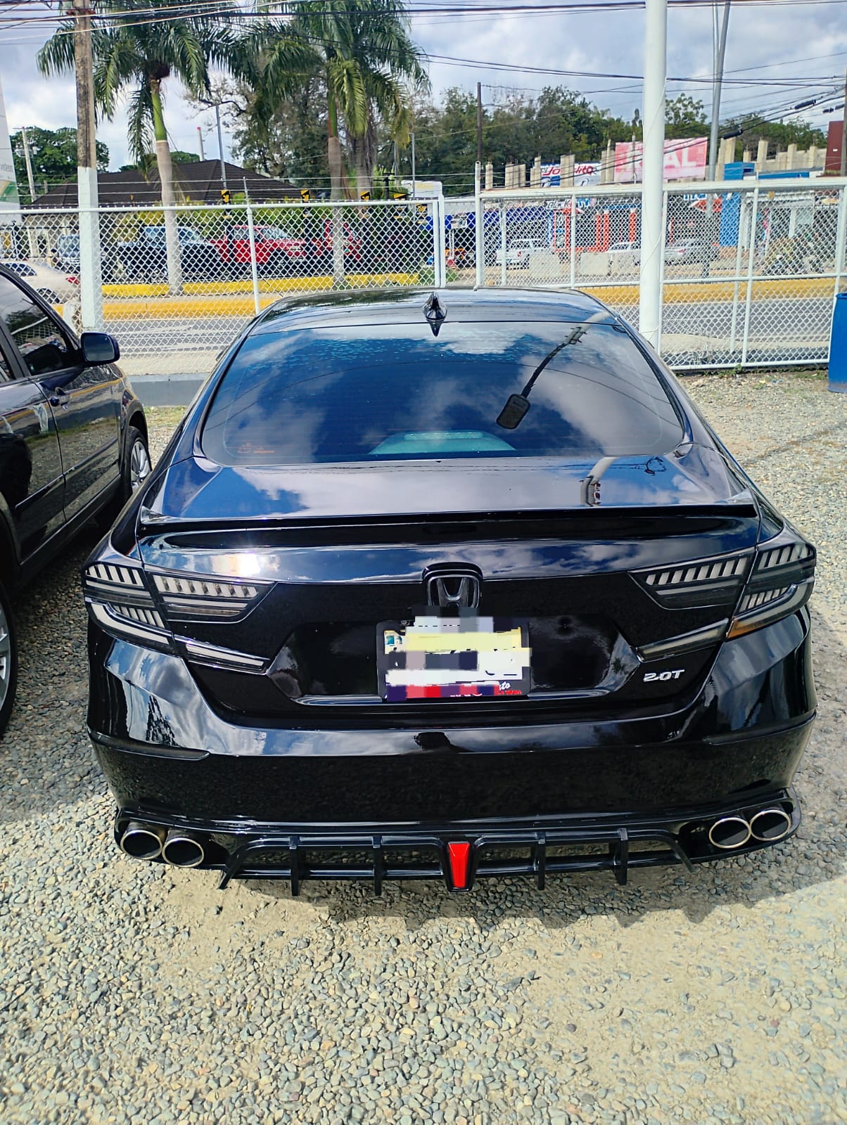 Honda Accord EX-L 2.0t 2018 - Miniatura 2