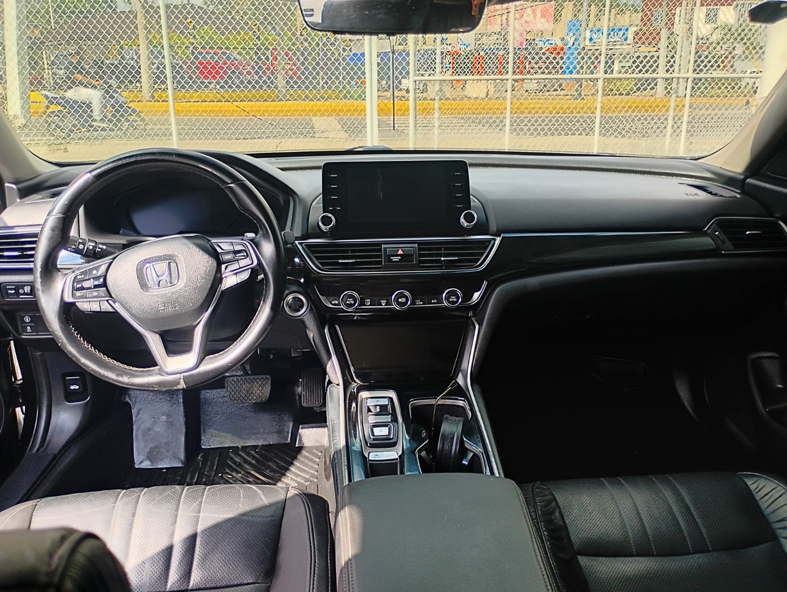 Honda Accord EX-L 2.0t 2018 - Miniatura 8