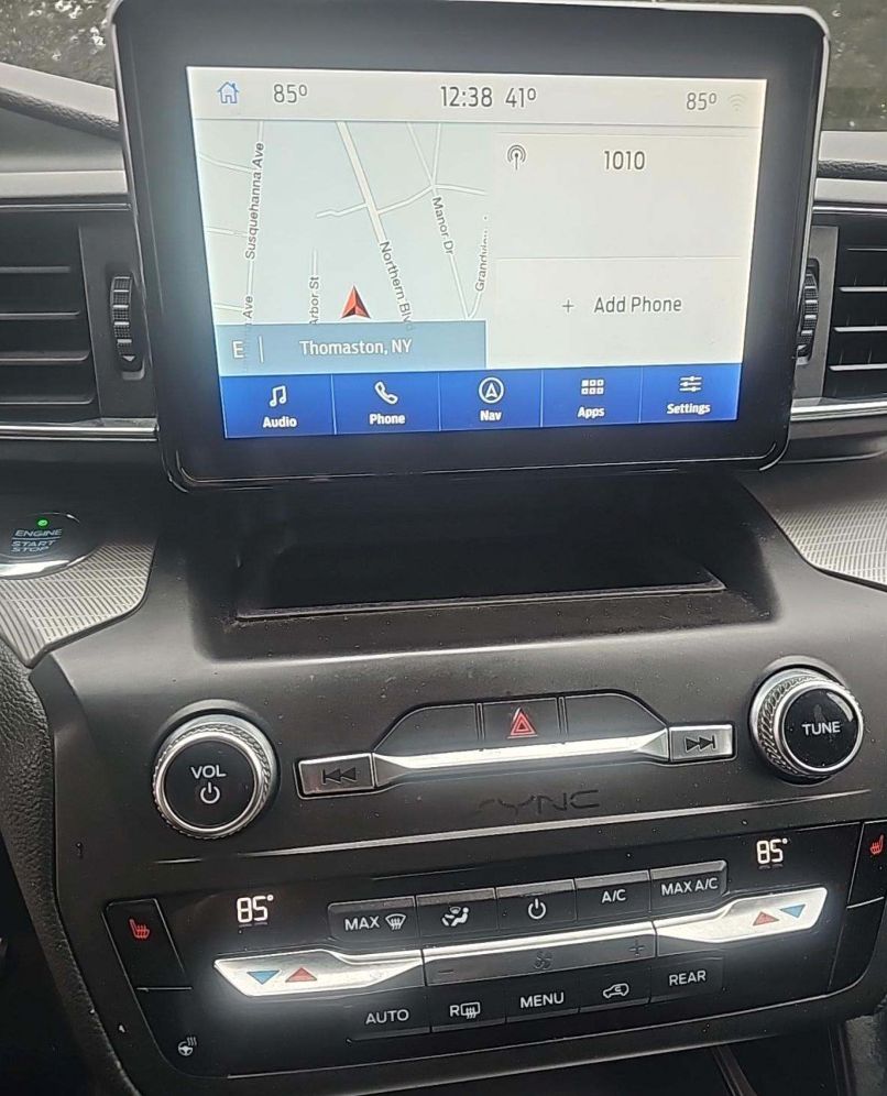 Ford Explorer XLT 2020 - Miniatura 8