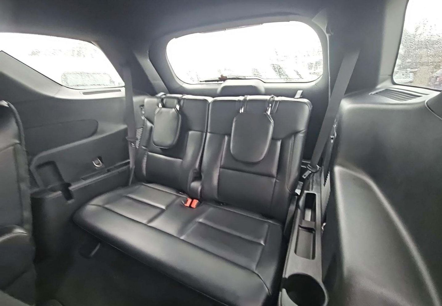 Ford Explorer XLT 2020 - Miniatura 9